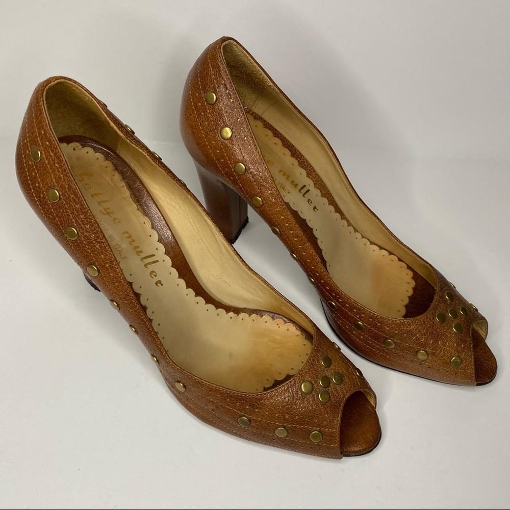 Bettye muller block heel peep toe stud heels